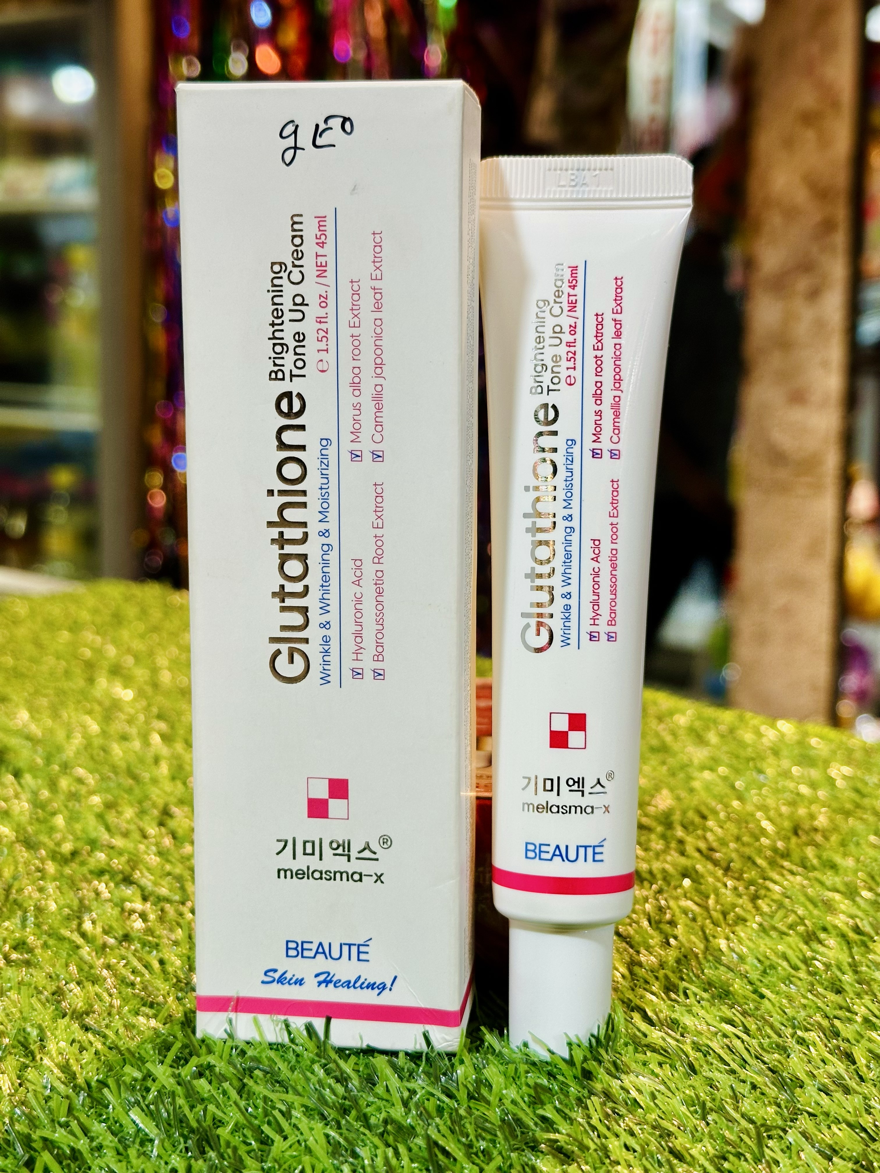 Glutathione Brightening Tone Up Cream